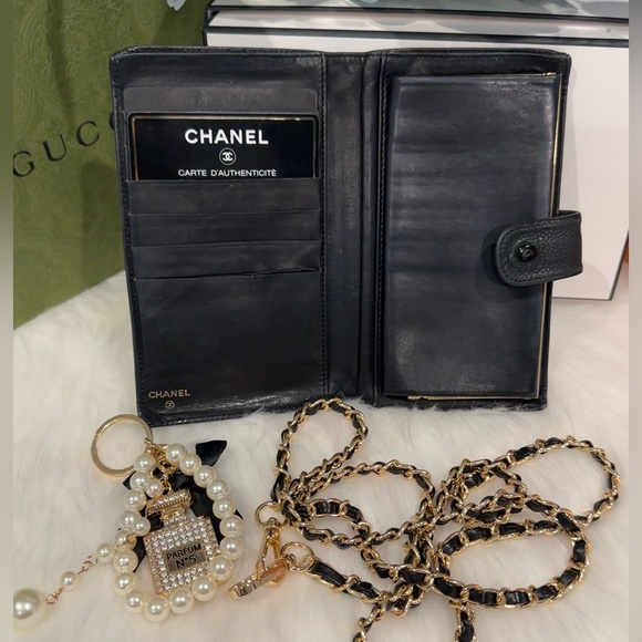 CHANEL Vintage Caviar Timeless ‘CC’ Wallet on Chain | # 2797727 - Picture 5 of 15